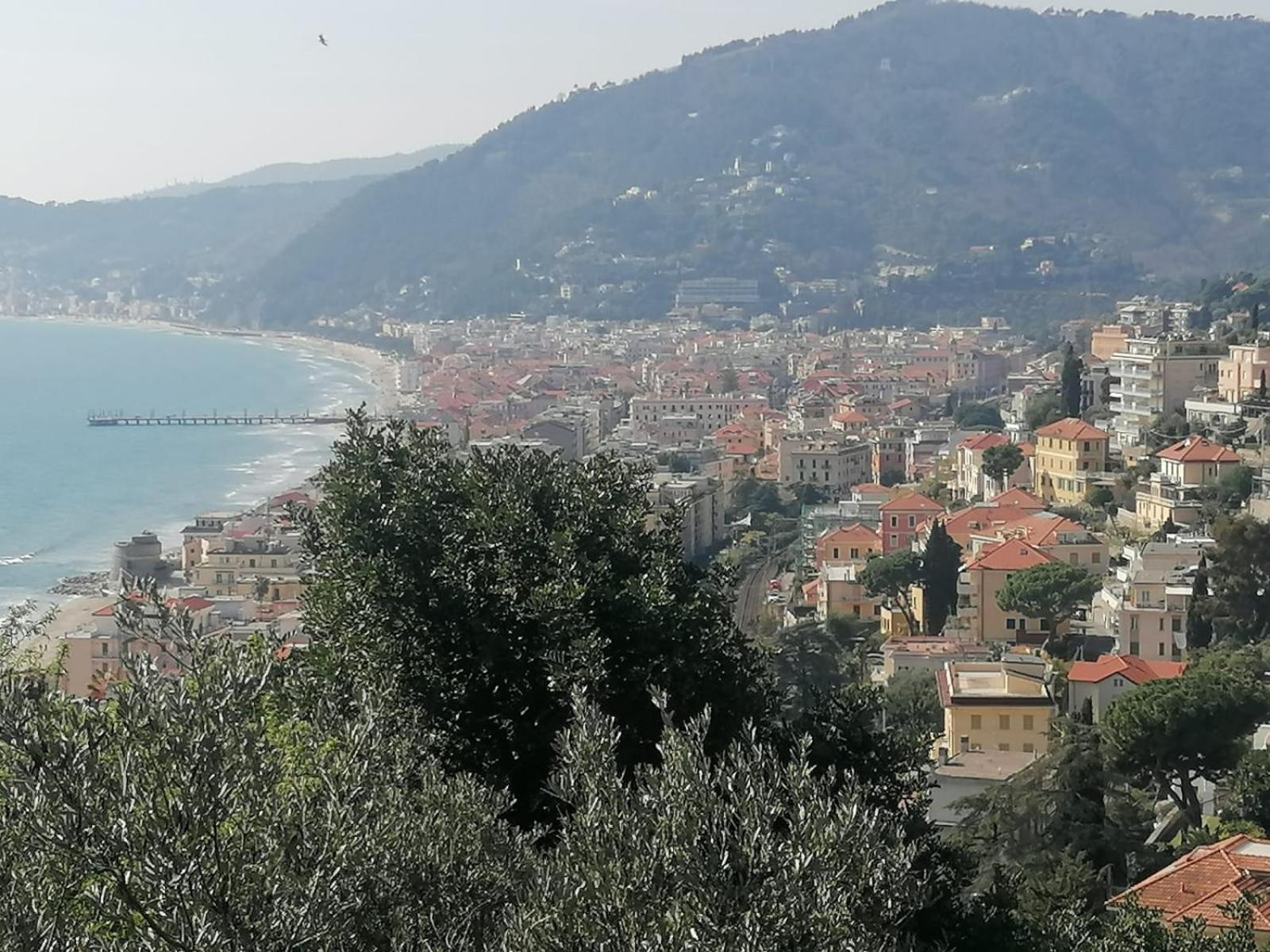 Casa Atelier * Alassio